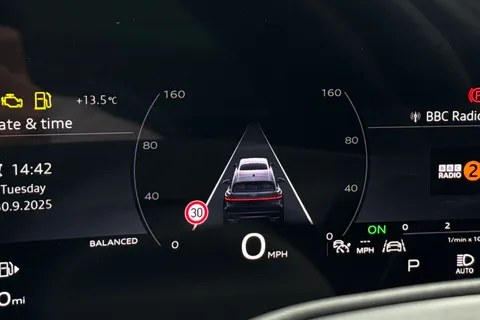  Audi Q5 2.0 TDI Edition 1 Sportback S Tronic quattro Euro 6 (s/s) 5dr Thumbnail #36