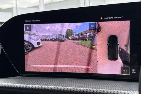  Audi Q5 2.0 TDI Edition 1 Sportback S Tronic quattro Euro 6 (s/s) 5dr Thumbnail #42