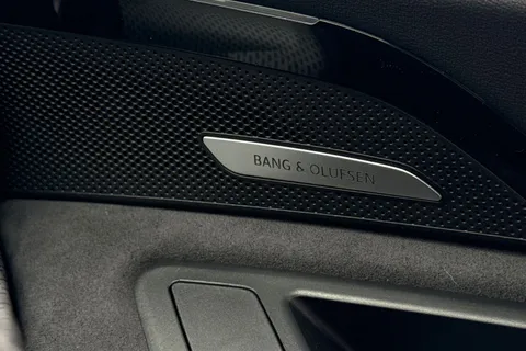  Audi Q5 2.0 TDI Edition 1 Sportback S Tronic quattro Euro 6 (s/s) 5dr Thumbnail #47