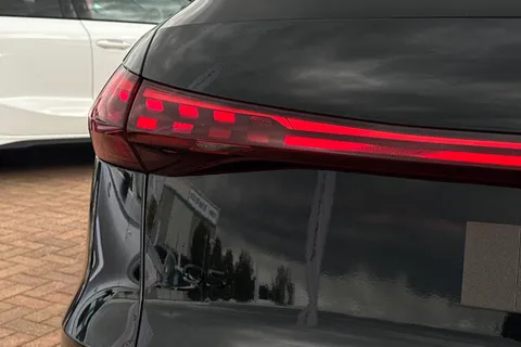  Audi Q5 2.0 TDI Edition 1 Sportback S Tronic quattro Euro 6 (s/s) 5dr Thumbnail #52