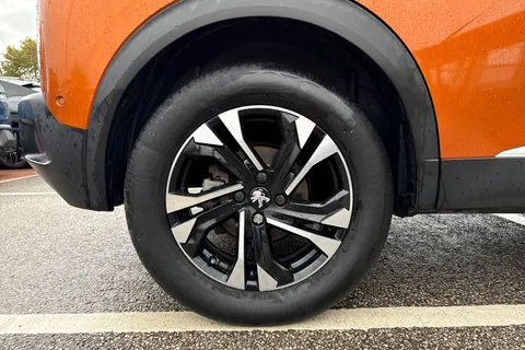 FG72MDU PEUGEOT e-2008 50kWh GT Auto 5dr (7kW Charger) Thumbnail #11