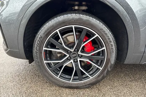 DG73BXJ Audi Q5 Edition 1 40 TDI quattro 204 PS S tronic Thumbnail #12