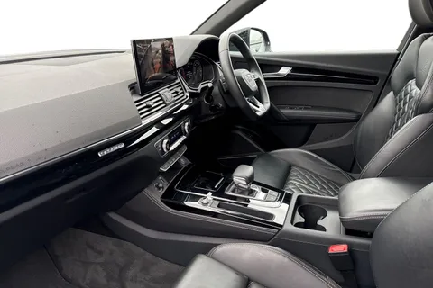 DG73BXJ Audi Q5 Edition 1 40 TDI quattro 204 PS S tronic Thumbnail #16