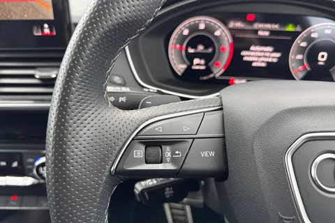 DG73BXJ Audi Q5 Edition 1 40 TDI quattro 204 PS S tronic Thumbnail #28