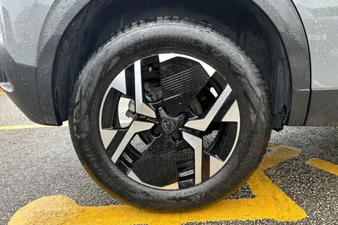 KF23BZO PEUGEOT 2008 1.2 PureTech GT EAT Euro 6 (s/s) 5dr Thumbnail #11