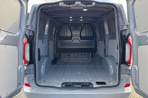 PT75JJJ Volkswagen Transporter T32 Panel Van Commerce Pro SWB 136 PS 65 kWh Electric 1sp Automatic Thumbnail #7