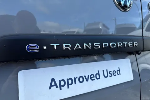 PT75JJJ Volkswagen Transporter T32 Panel Van Commerce Pro SWB 136 PS 65 kWh Electric 1sp Automatic Thumbnail #28