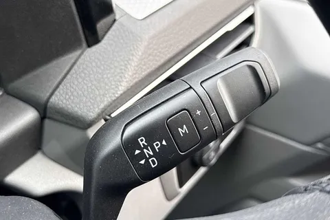 PN75MZG Volkswagen Transporter T28 Panel Van Commerce Pro SWB 150 PS 2.0 TDI 8sp Automatic Thumbnail #20