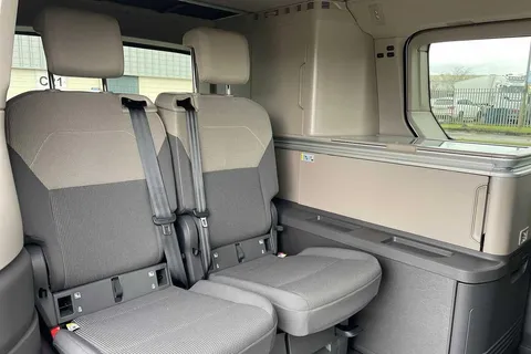 13 of 57 for VOLKSWAGEN CALIFORNIA 2.0 TDI Coast 5dr DSG