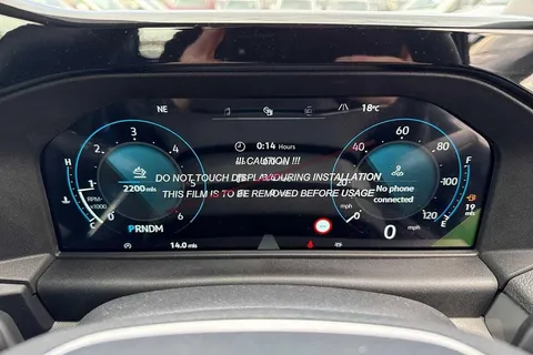 PN75MZG Volkswagen Transporter T28 Panel Van Commerce Pro SWB 150 PS 2.0 TDI 8sp Automatic Thumbnail #25