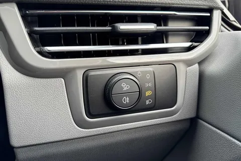 PN75MZG Volkswagen Transporter T28 Panel Van Commerce Pro SWB 150 PS 2.0 TDI 8sp Automatic Thumbnail #31