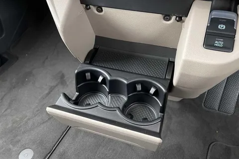 24 of 57 for VOLKSWAGEN CALIFORNIA 2.0 TDI Coast 5dr DSG