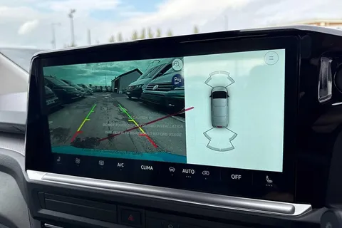 PN75MZG Volkswagen Transporter T28 Panel Van Commerce Pro SWB 150 PS 2.0 TDI 8sp Automatic Thumbnail #34