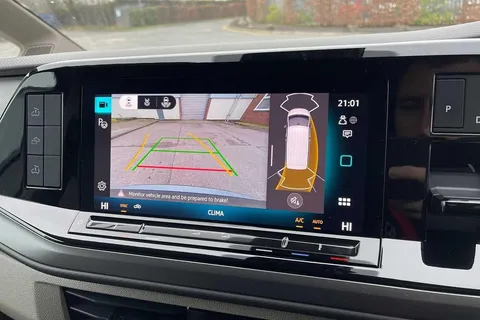 31 of 57 for VOLKSWAGEN CALIFORNIA 2.0 TDI Coast 5dr DSG