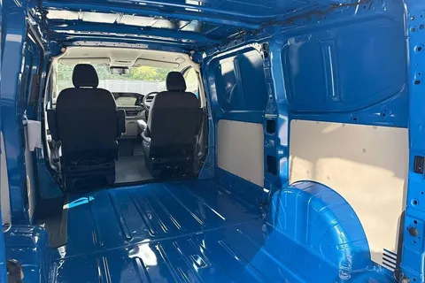 PN75MZG Volkswagen Transporter T28 Panel Van Commerce Pro SWB 150 PS 2.0 TDI 8sp Automatic Thumbnail #41