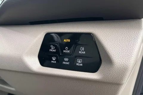 37 of 57 for VOLKSWAGEN CALIFORNIA 2.0 TDI Coast 5dr DSG