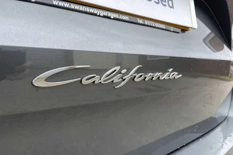 43 of 57 for VOLKSWAGEN CALIFORNIA 2.0 TDI Coast 5dr DSG