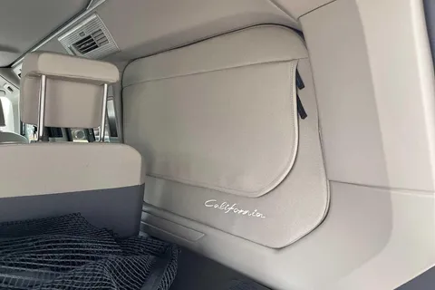 48 of 57 for VOLKSWAGEN CALIFORNIA 2.0 TDI Coast 5dr DSG