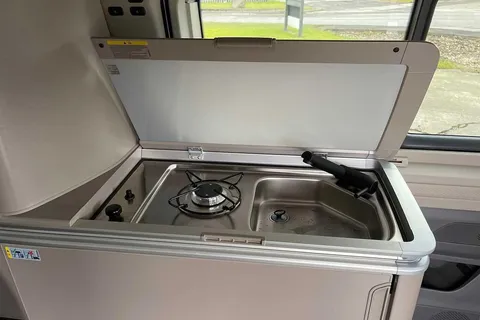 53 of 57 for VOLKSWAGEN CALIFORNIA 2.0 TDI Coast 5dr DSG