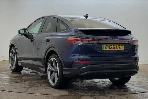 KN25LZT Audi Q4 e-tron Q4 Sportback Black Edition 45 e-tron  210,00 kW Thumbnail #3