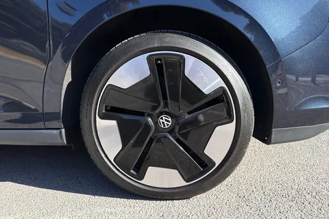 PK74WWC Volkswagen ID. Buzz Style 7-seat LWB 286 PS 86 kWh Pro Electric 1 Speed Automatic Thumbnail #11