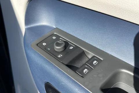 PK74WWC Volkswagen ID. Buzz Style 7-seat LWB 286 PS 86 kWh Pro Electric 1 Speed Automatic Thumbnail #20