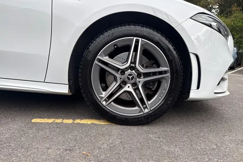 LL70KWV Mercedes-Benz A Class 1.3 A250e 15.6kWh AMG Line 8G-DCT Euro 6 (s/s) 4dr Thumbnail #7