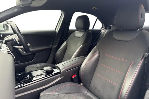 LL70KWV Mercedes-Benz A Class 1.3 A250e 15.6kWh AMG Line 8G-DCT Euro 6 (s/s) 4dr Thumbnail #11