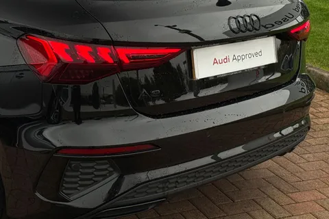 BV73UCE Audi A3 Black Edition 35 TFSI 150 PS 6-speed Thumbnail #8