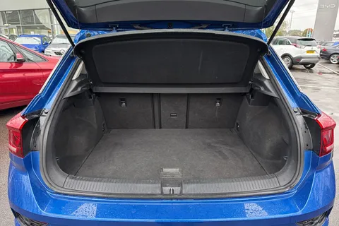 10 of 46 for VOLKSWAGEN T-ROC 2.0 TDI SEL 5dr DSG