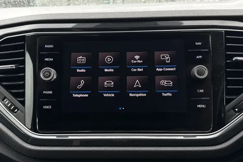 12 of 46 for VOLKSWAGEN T-ROC 2.0 TDI SEL 5dr DSG