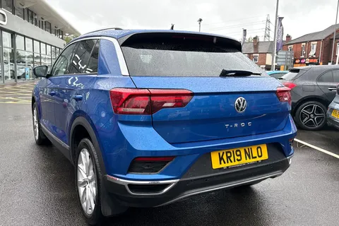 16 of 46 for VOLKSWAGEN T-ROC 2.0 TDI SEL 5dr DSG