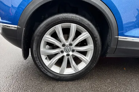 23 of 46 for VOLKSWAGEN T-ROC 2.0 TDI SEL 5dr DSG