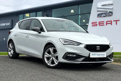 DK71XEF SEAT Leon 1.5 TSI EVO FR Euro 6 (s/s) 5dr Thumbnail #2