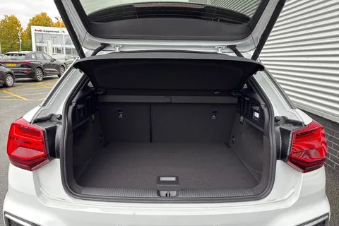 Audi Q2 1.5 TFSI CoD 35 S line SUV 5dr Petrol Manual Euro 6 (s/s) (150 ps) Thumbnail #7