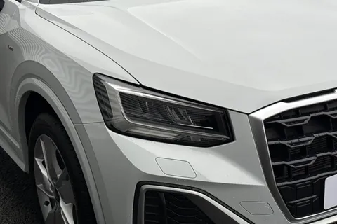 Audi Q2 1.5 TFSI CoD 35 S line SUV 5dr Petrol Manual Euro 6 (s/s) (150 ps) Thumbnail #9