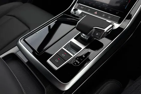  Audi Q7 3.0 TDI V6 Black Edition Tiptronic quattro Euro 6 (s/s) 5dr Thumbnail #23