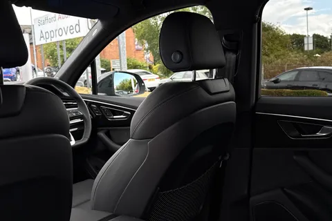  Audi Q7 3.0 TDI V6 Black Edition Tiptronic quattro Euro 6 (s/s) 5dr Thumbnail #32