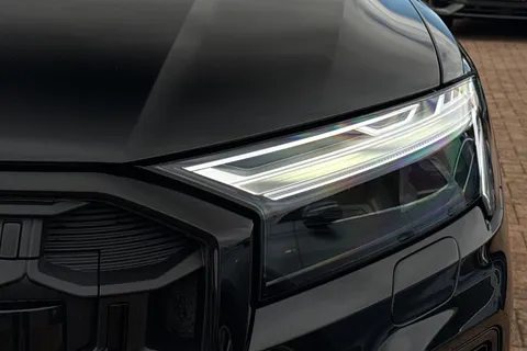  Audi Q7 3.0 TDI V6 Black Edition Tiptronic quattro Euro 6 (s/s) 5dr Thumbnail #57