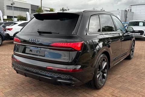  Audi Q7 3.0 TDI V6 Black Edition Tiptronic quattro Euro 6 (s/s) 5dr Thumbnail #59