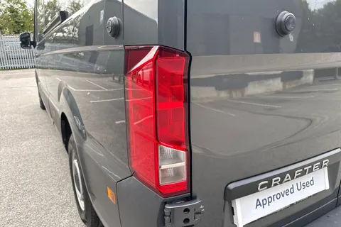 PN74SLV Volkswagen Crafter CR35 Panel van Commerce Plus LWB 140 PS 2.0 TDI 6sp Manual FWD Thumbnail #8