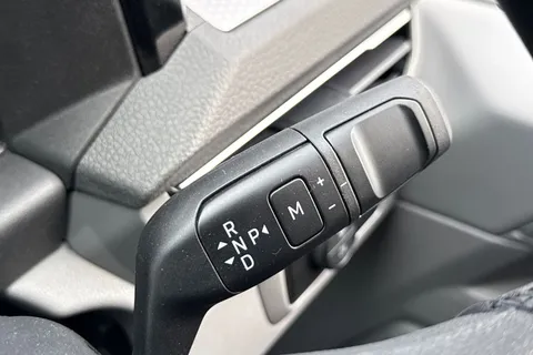 PN75MXU Volkswagen Transporter T28 Panel Van Commerce Pro SWB 150 PS 2.0 TDI 8sp Automatic Thumbnail #23