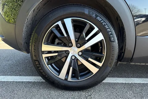 DE74YHH PEUGEOT 3008 1.6 14.2kWh GT e-EAT Euro 6 (s/s) 5dr Thumbnail #10