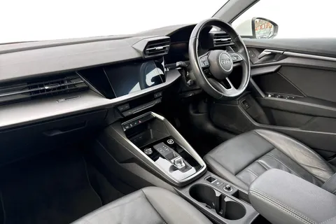 YG72UYP Audi A3 1.4 TFSIe 40 Sport Sportback S Tronic Euro 6 (s/s) 5dr 13kWh Thumbnail #9