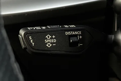 BV72PXR Audi A3 Edition 1 35 TFSI 150 PS S tronic Thumbnail #38