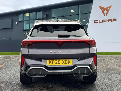 KP25XDK CUPRA Terramar CUPRA Terramar V2 1.5 eTSI DSG-auto 150 7-speed automatic Thumbnail #5