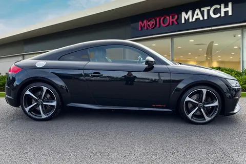 KX18LLN Audi TTS 2.0 TFSI Black Edition S Tronic quattro Euro 6 (s/s) 3dr Thumbnail #4