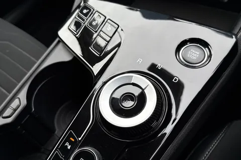 VN72SXT Kia Sportage 1.6 h T-GDi 3 Auto Euro 6 (s/s) 5dr Thumbnail #56