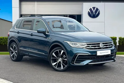 YF21HHJ Volkswagen Tiguan 2.0 TDI R-Line 5dr DSG Thumbnail #2
