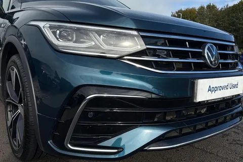 YF21HHJ Volkswagen Tiguan 2.0 TDI R-Line 5dr DSG Thumbnail #9
